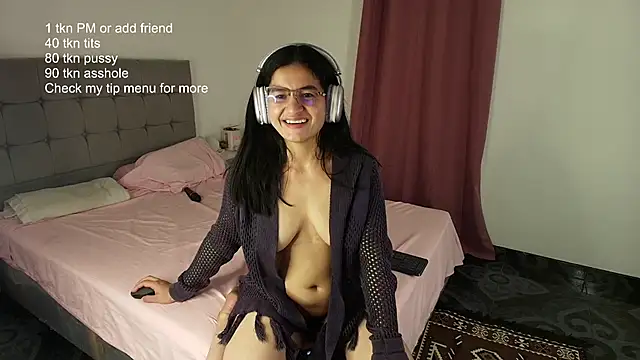 ChloeSanchezx online show from February 8, 1:09 am