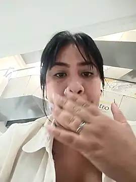 Miia grand online show from April 21, 3:30 pm