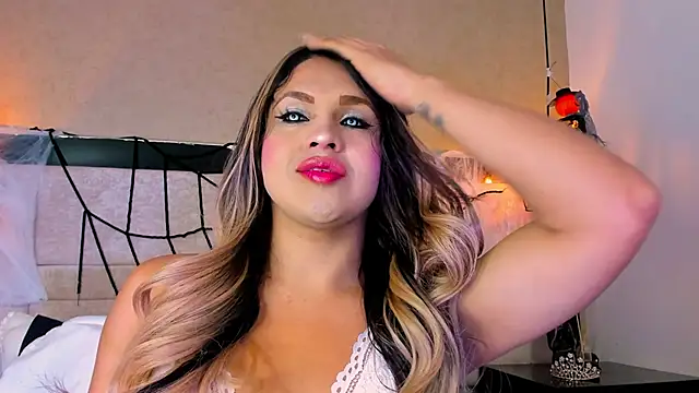 kimCosseyy online show from October 17, 3:21 am