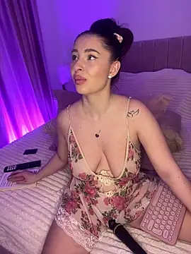 GraceCarther online show from November 12, 5:22 pm