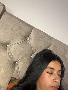 Laura fernandezII online show from December 1, 3:21 am