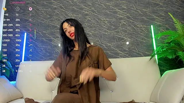 Maya Lisa online show from September 26, 7:11 pm