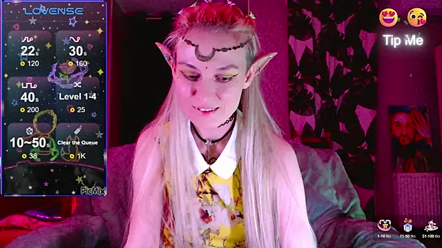 mischellemeow13 online show from October 16, 8:44 pm