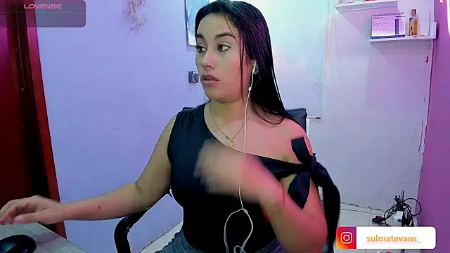  sulmatevans  online show from February 10, 1:47 pm