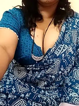 MONA DARLING31 online show from July 31, 5:52 am