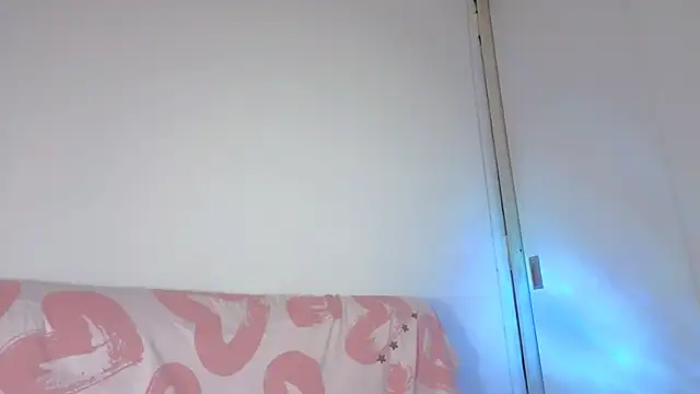 Melanie-Roberts online show from April 6, 4:46 am