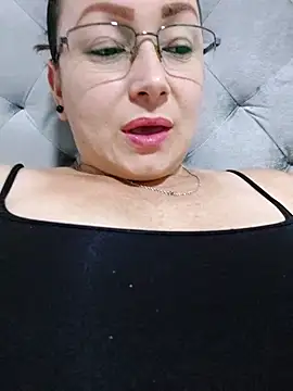 milly sanchez online show from June 2, 6:20 pm