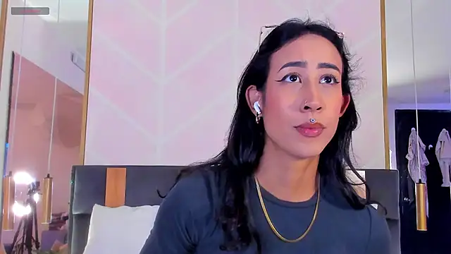 GabyPetit online show from November 26, 7:59 pm