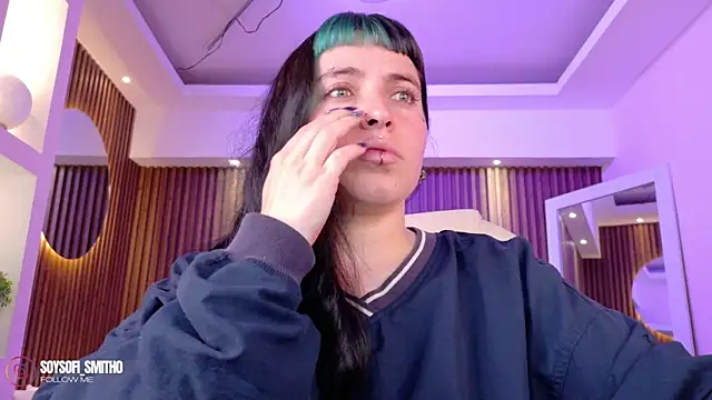 Lucy Smith2 online show from April 1, 4:02 am