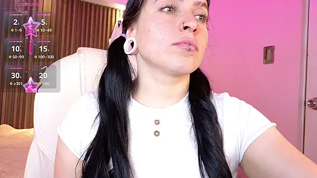 Lucy Smith2 online show from November 5, 3:34 am