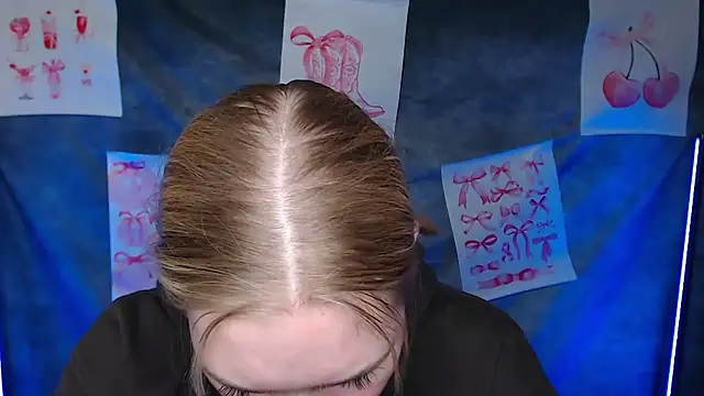 MademoiselleCl online show from February 16, 1:33 pm