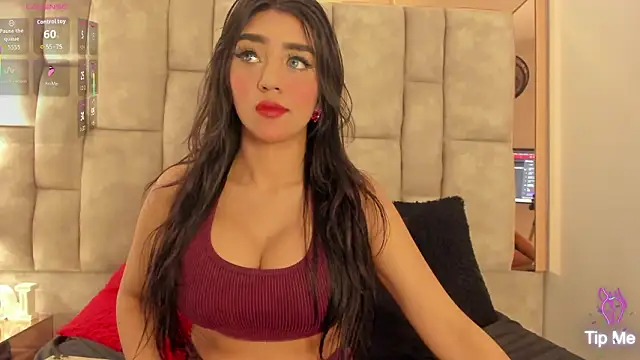 Oliviaa Evans online show from February 14, 2:46 am