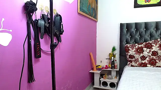 AntonellaAndNoah online show from March 24, 6:30 am