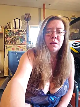 MsShelby40 online show from October 3, 10:26 pm