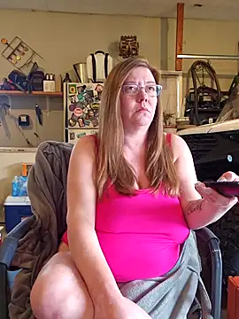 MsShelby40 online show from April 8, 10:12 pm