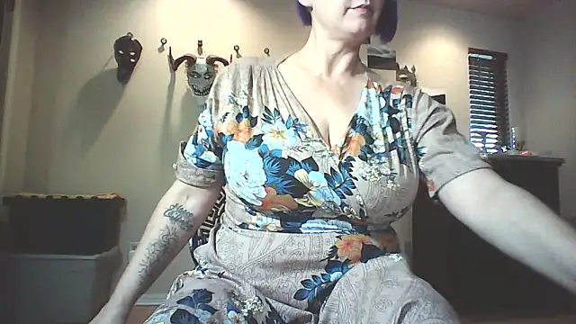 Big-Tits-McGee online show from October 21, 6:34 pm