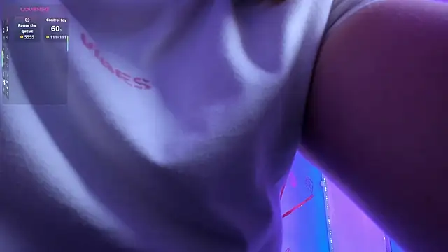 AlessiaDouce online show from January 15, 8:15 pm