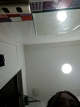 madelaine- online show from October 30, 8:10 pm