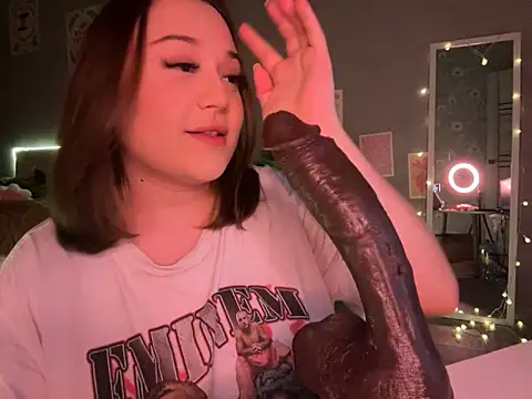 DeepthroatTV online show from September 19, 6:07 pm