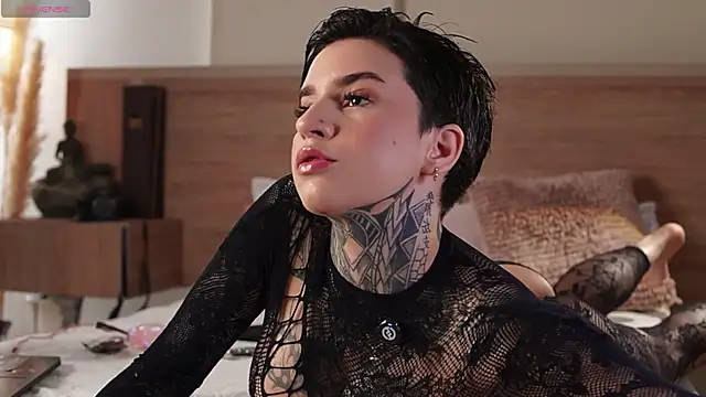 AliceShazaham  online show from February 23, 3:44 pm