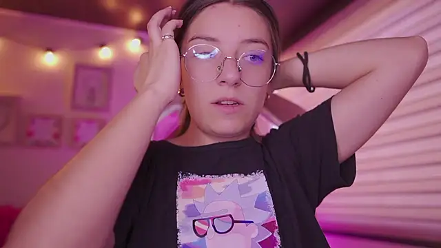 milly kenner online show from February 9, 5:48 pm