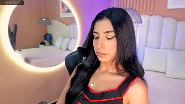 zia cooper online show from October 22, 6:57 pm