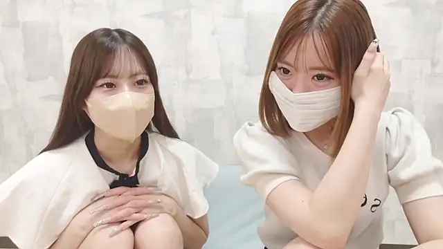 LOVE MOMO LOVE online show from June 30, 12:04 pm