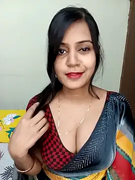 Miss-Riyasingh online show from November 18, 4:52 pm