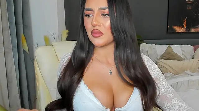 Sonia  Rey online show from January 17, 8:38 pm