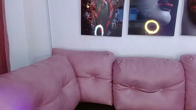 hinataleecs online show from November 17, 9:48 pm