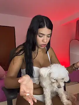 -Naomyy- online show from October 12, 1:30 am