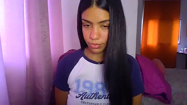 -Naomyy- online show from September 10, 12:16 pm