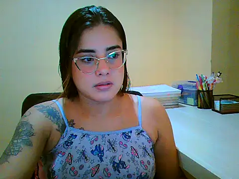 maliamiller online show from December 21, 11:08 pm