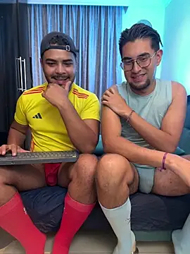 thiagowes online show from March 27, 3:52 am