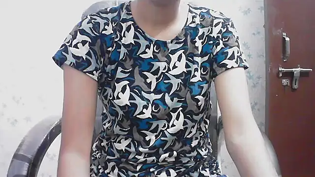 collage hoty online show from April 28, 2:38 am
