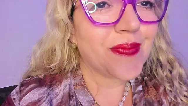 Naty Mature  online show from October 18, 7:37 pm