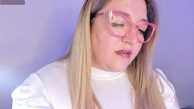 Naty Mature  online show from April 8, 6:32 pm