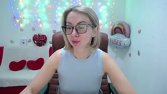 VasilisaSii online show from October 1, 5:34 am