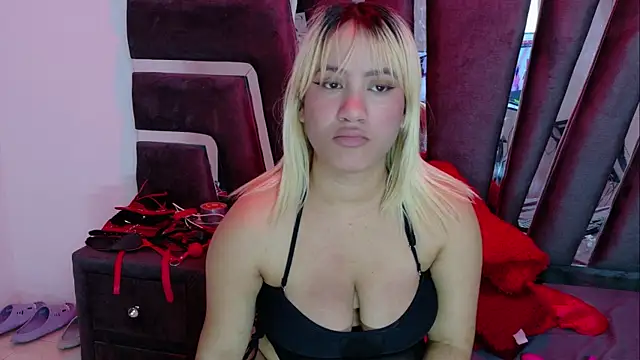 AliceandMax online show from September 26, 3:31 pm