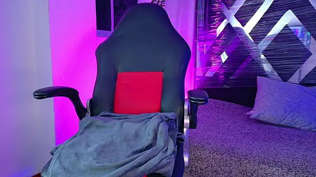 meggan 77 online show from February 28, 11:15 pm