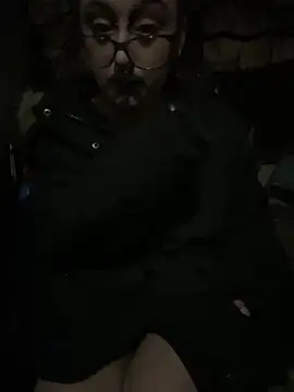 NovaLove2002 online show from March 5, 2:40 am