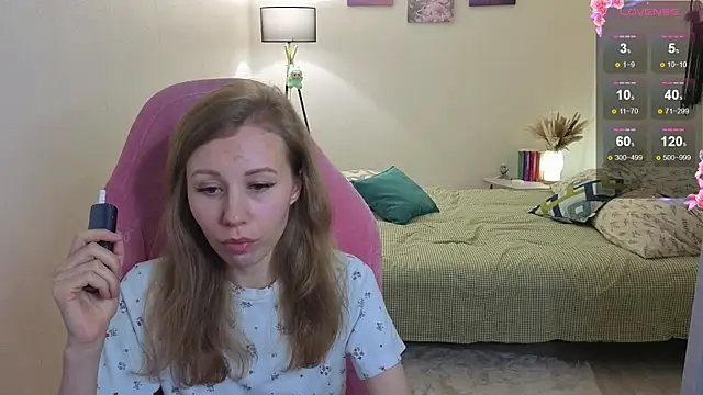 Lill Mary online show from November 5, 4:18 am