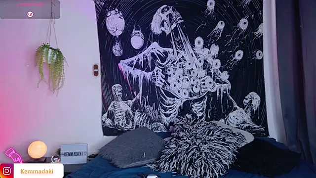 kemmadakii online show from February 4, 7:50 pm