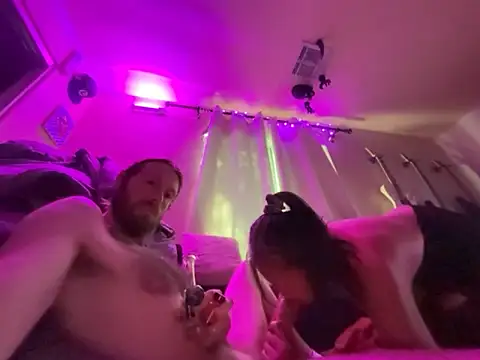 Johndoe2292 online show from October 11, 7:05 pm