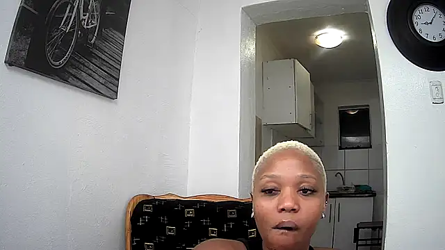 GoldenPussyXOXO online show from February 18, 7:13 pm