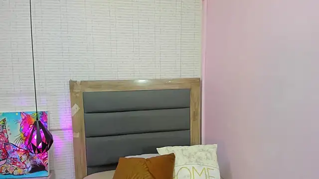 SHARONBLAKE2 online show from October 20, 1:36 pm