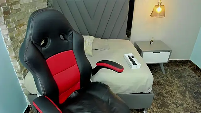 SHARONBLAKE2 online show from October 17, 1:58 pm