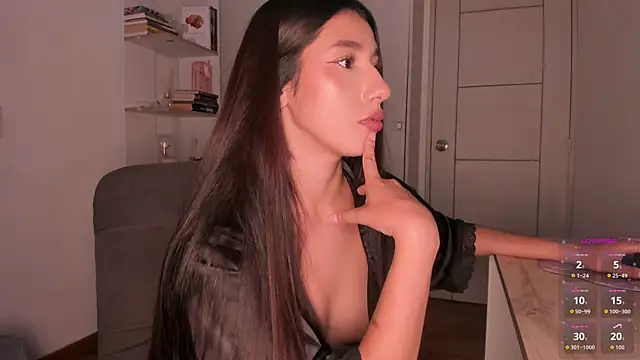 danna davis18 online show from July 21, 2:07 pm