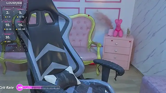 Chinatsu t online show from April 8, 8:11 pm