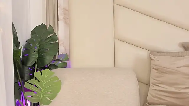 ValkyBes online show from March 14, 12:44 am